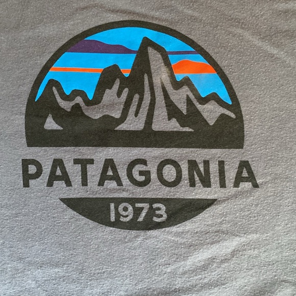 Patagonia shirt - Picture 3 of 4